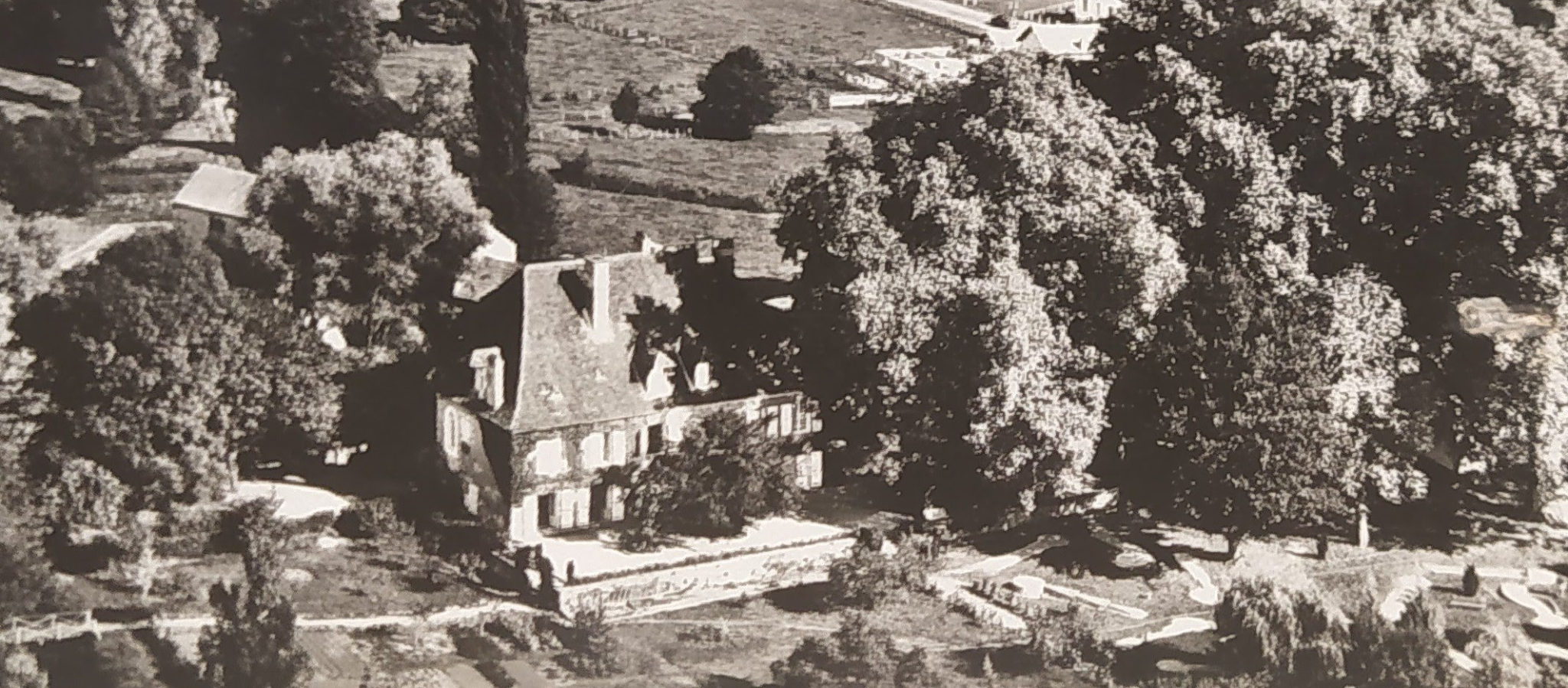 Who are we? DOMAINE DE LA BARDE